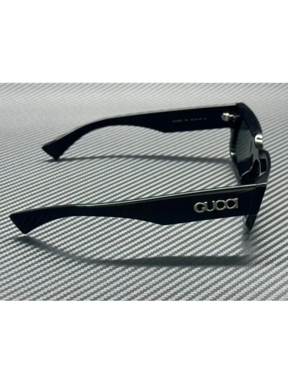 New Gucci Men Black Sunglasses 52-19-145